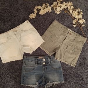 Lot!! Girls denim shorts!!